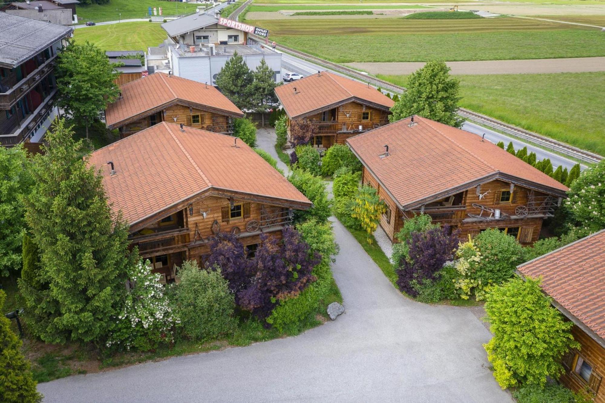 Chalets Almdorf Zillertal F Gen Fuegen Exterior photo